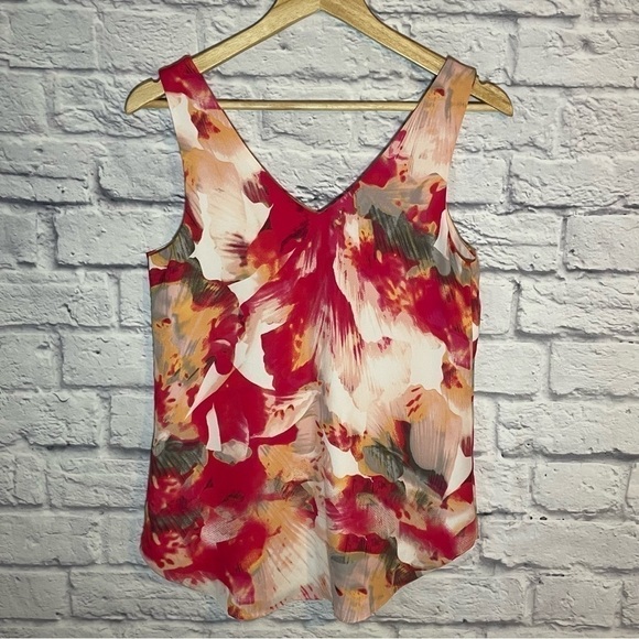 RW&CO Double V Abstract Print Top Size Extra Small - Picture 5 of 9